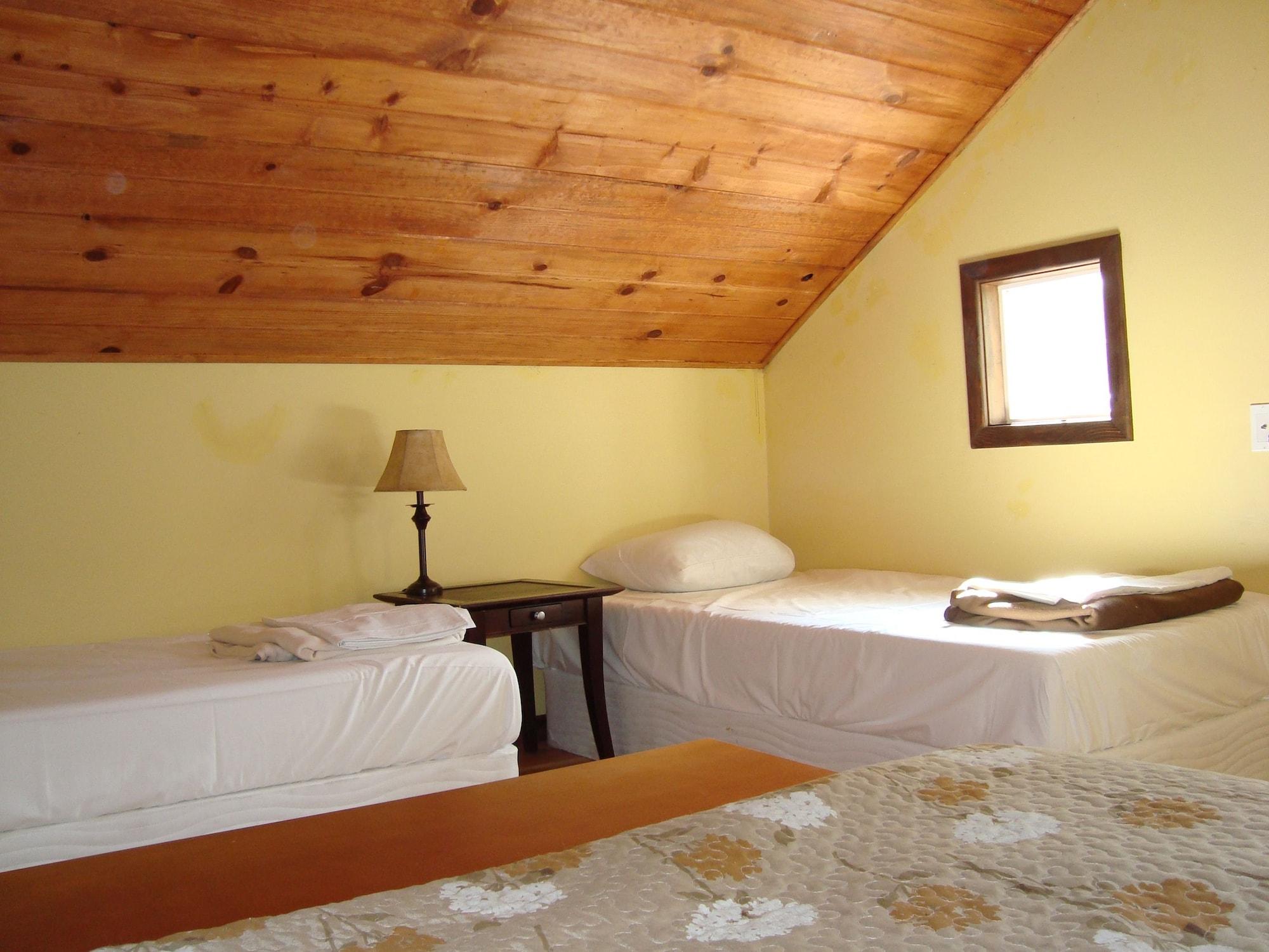 Sequoia Riverfront Cabins Three Rivers Extérieur photo