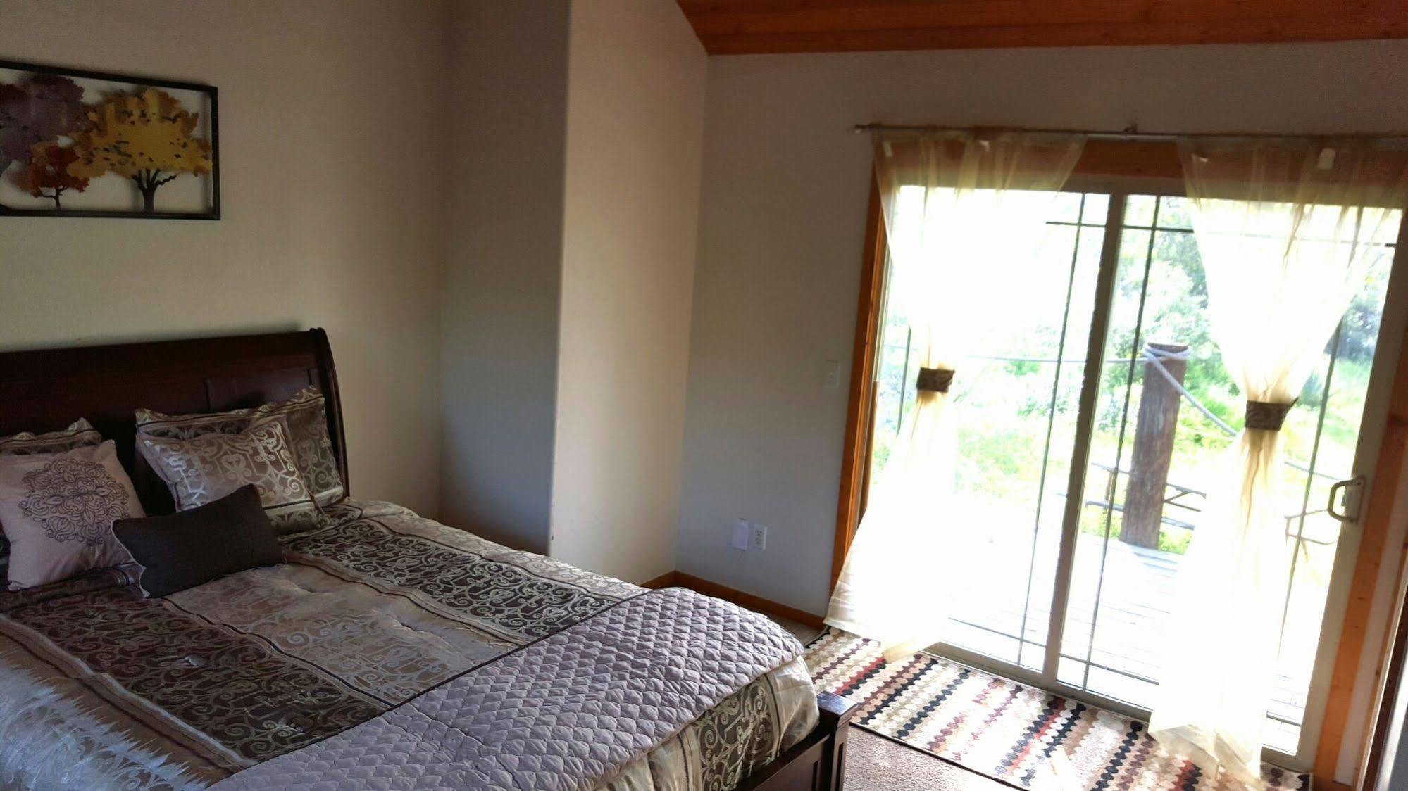 Sequoia Riverfront Cabins Three Rivers Extérieur photo